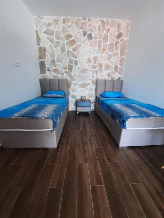Apartments Kingfisher Virpazar Extérieur photo