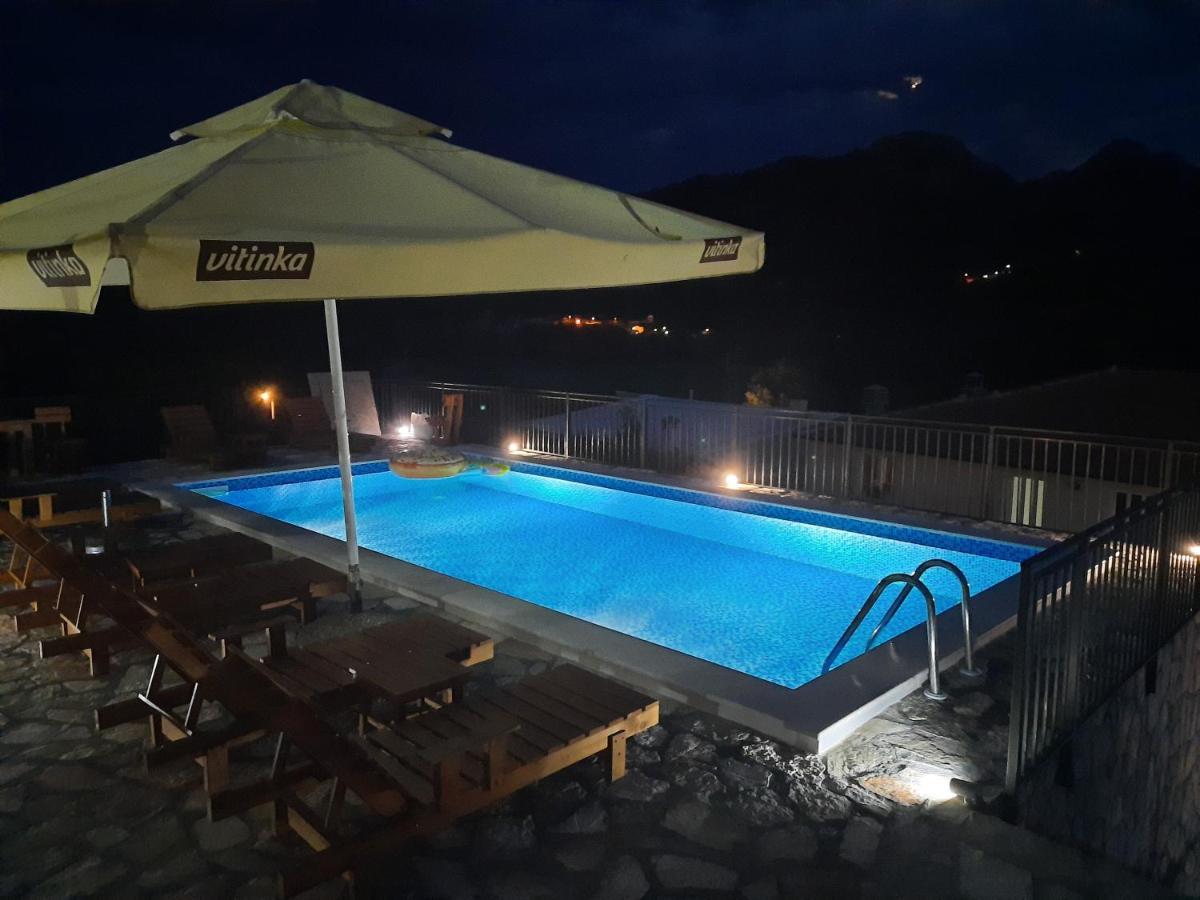 Apartments Kingfisher Virpazar Extérieur photo