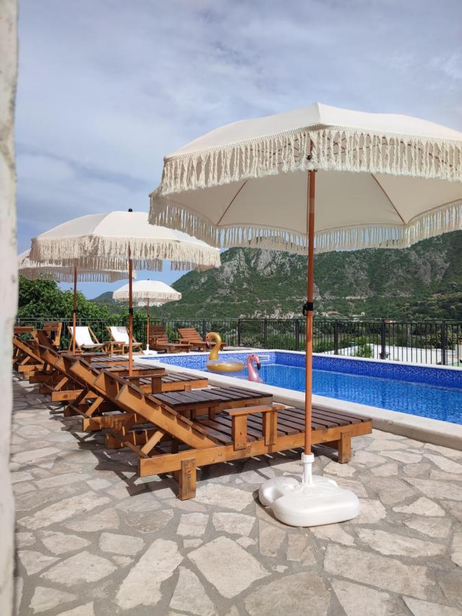 Apartments Kingfisher Virpazar Extérieur photo
