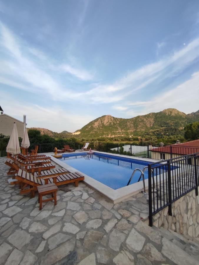 Apartments Kingfisher Virpazar Extérieur photo