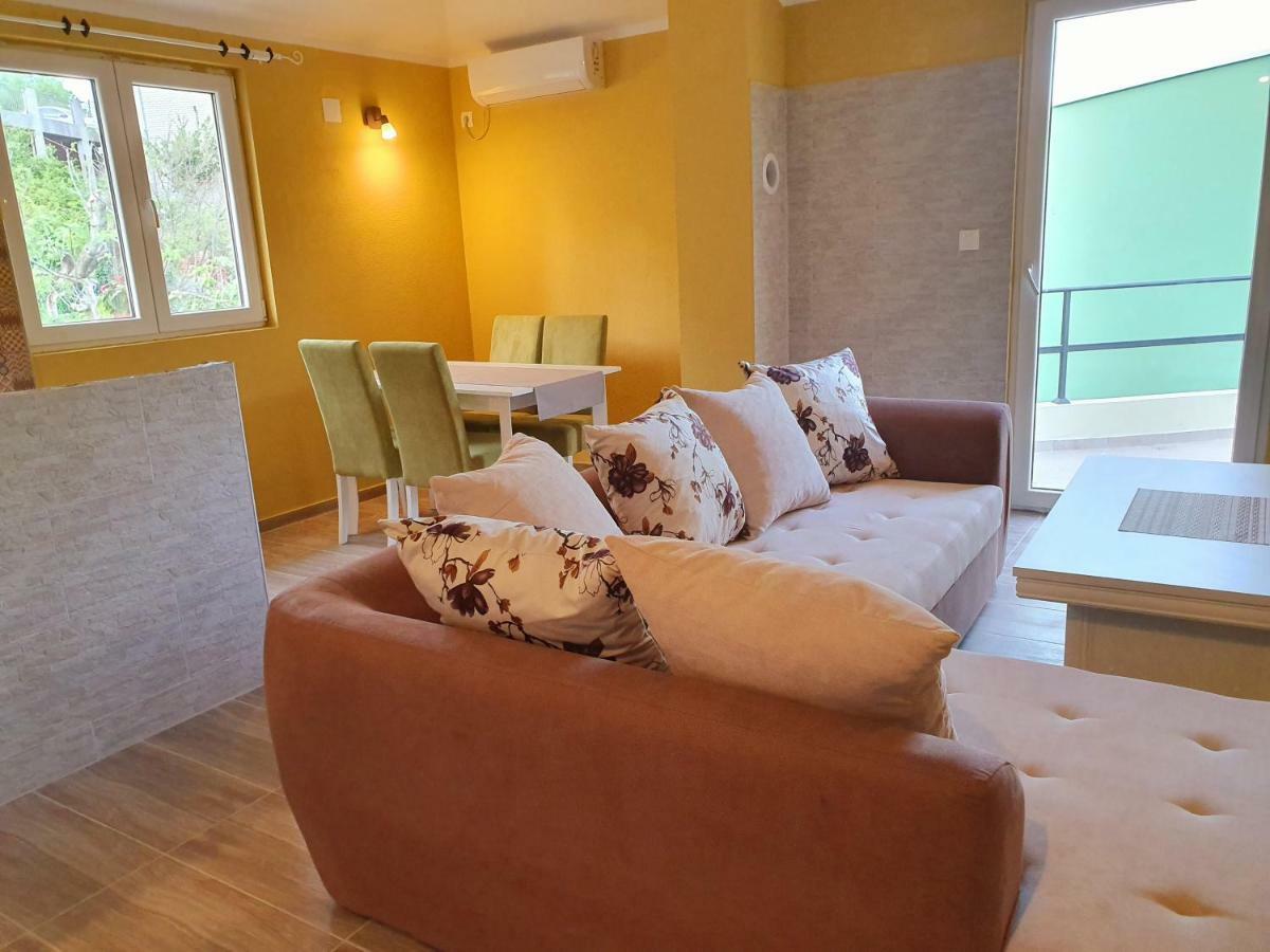 Apartments Kingfisher Virpazar Extérieur photo