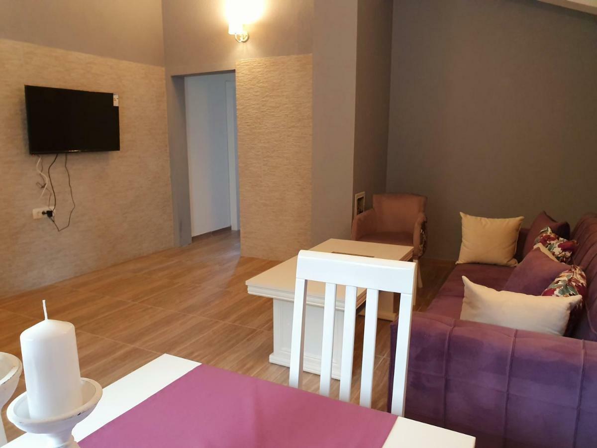 Apartments Kingfisher Virpazar Extérieur photo
