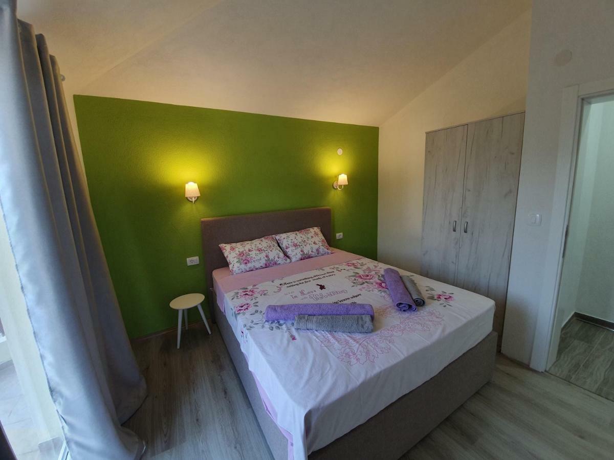 Apartments Kingfisher Virpazar Extérieur photo
