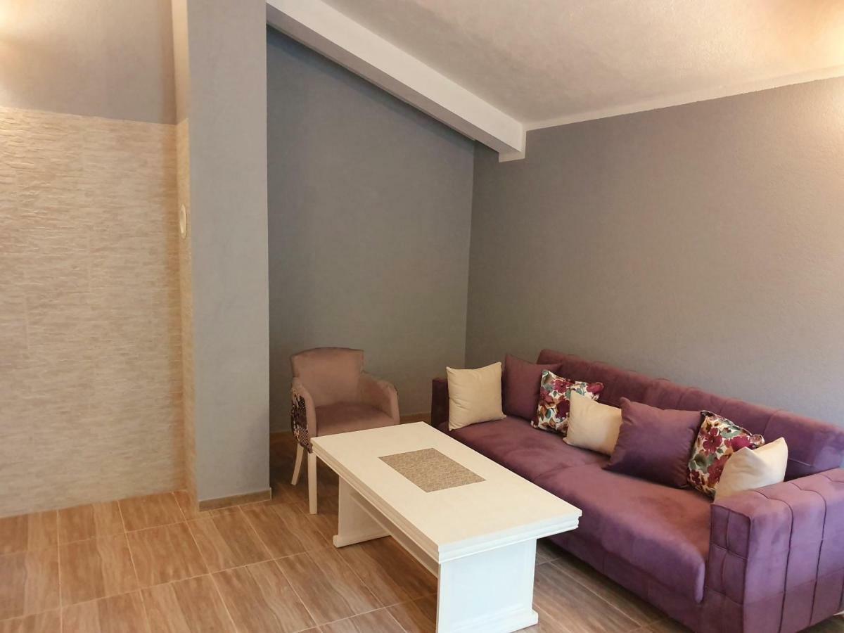 Apartments Kingfisher Virpazar Extérieur photo